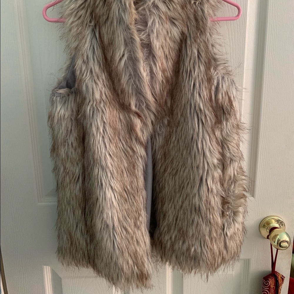 chic fur vest